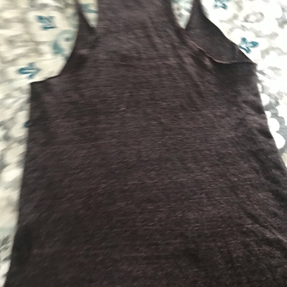 Obey tank - Picture 2 of 2